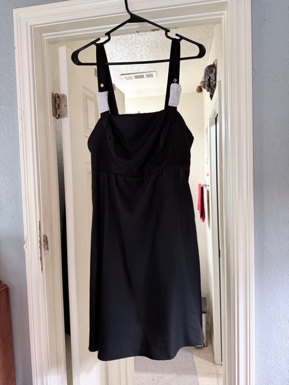 Hot Topic Black Sleeveless Midi Dress with Wide Straps